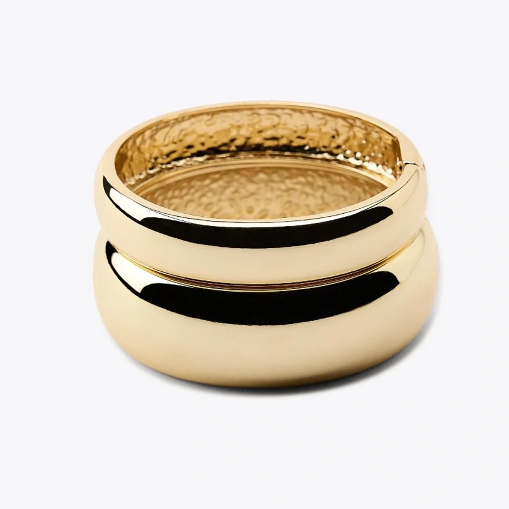NWT. Zara Golden Two Pack of Rigid Metal Bracelets. - Picture 3 of 8
